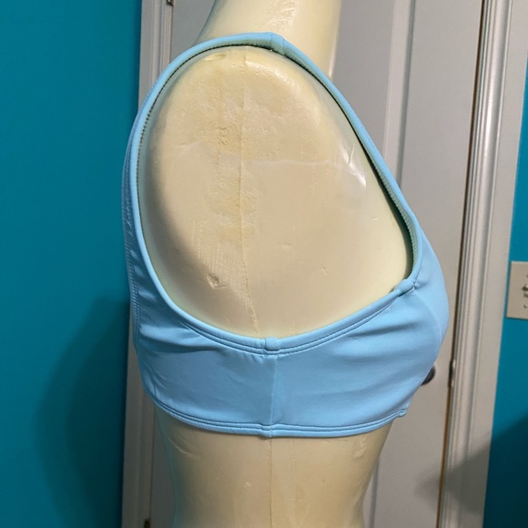 Baby blue bikini top NWOT - Picture 2 of 3